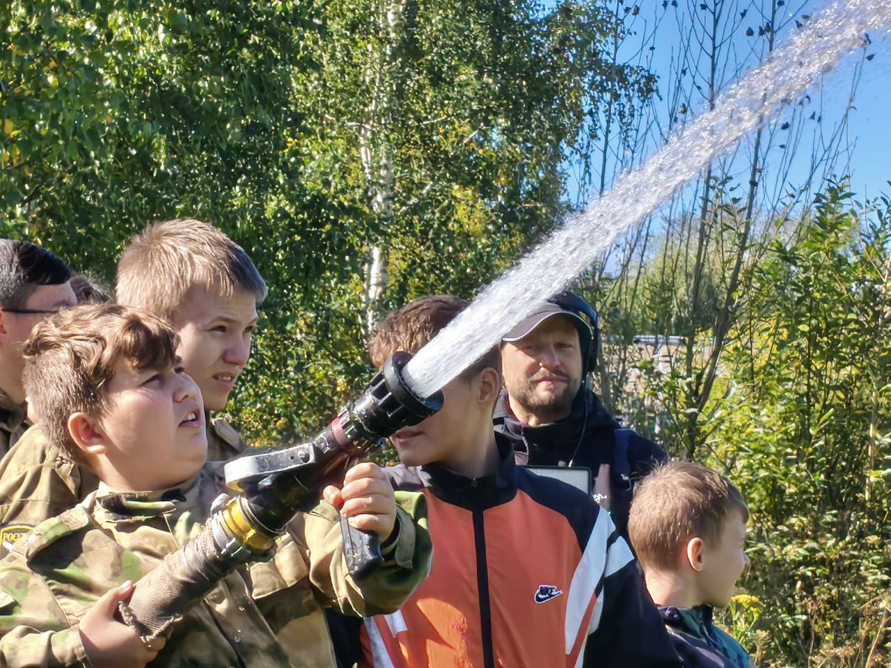 Впервые в Большой пожарной игре приняли участие воспитанники Центра помощи детям.